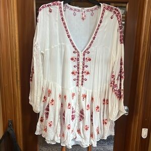 Free People Red and White Pleated 3/4 Sleeve Tunic